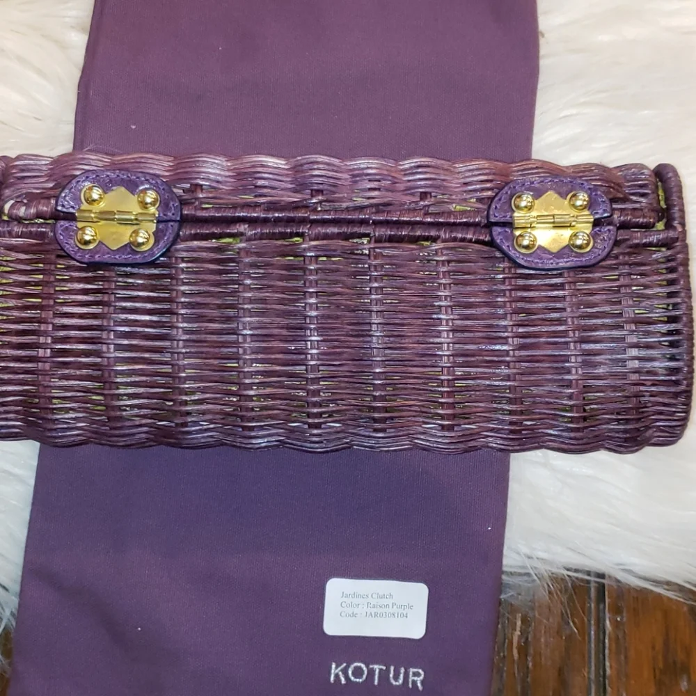 Vintage KOTUR Raisin‎ Purple Jardines Clutch